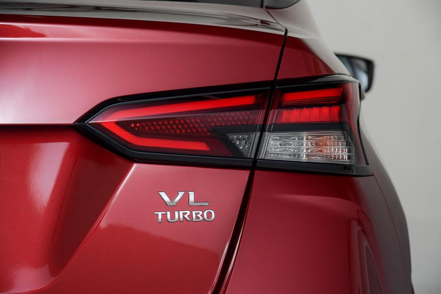 Детали экстерьера Nissan Almera 2019 года  (TH) (фото 9 из 10)